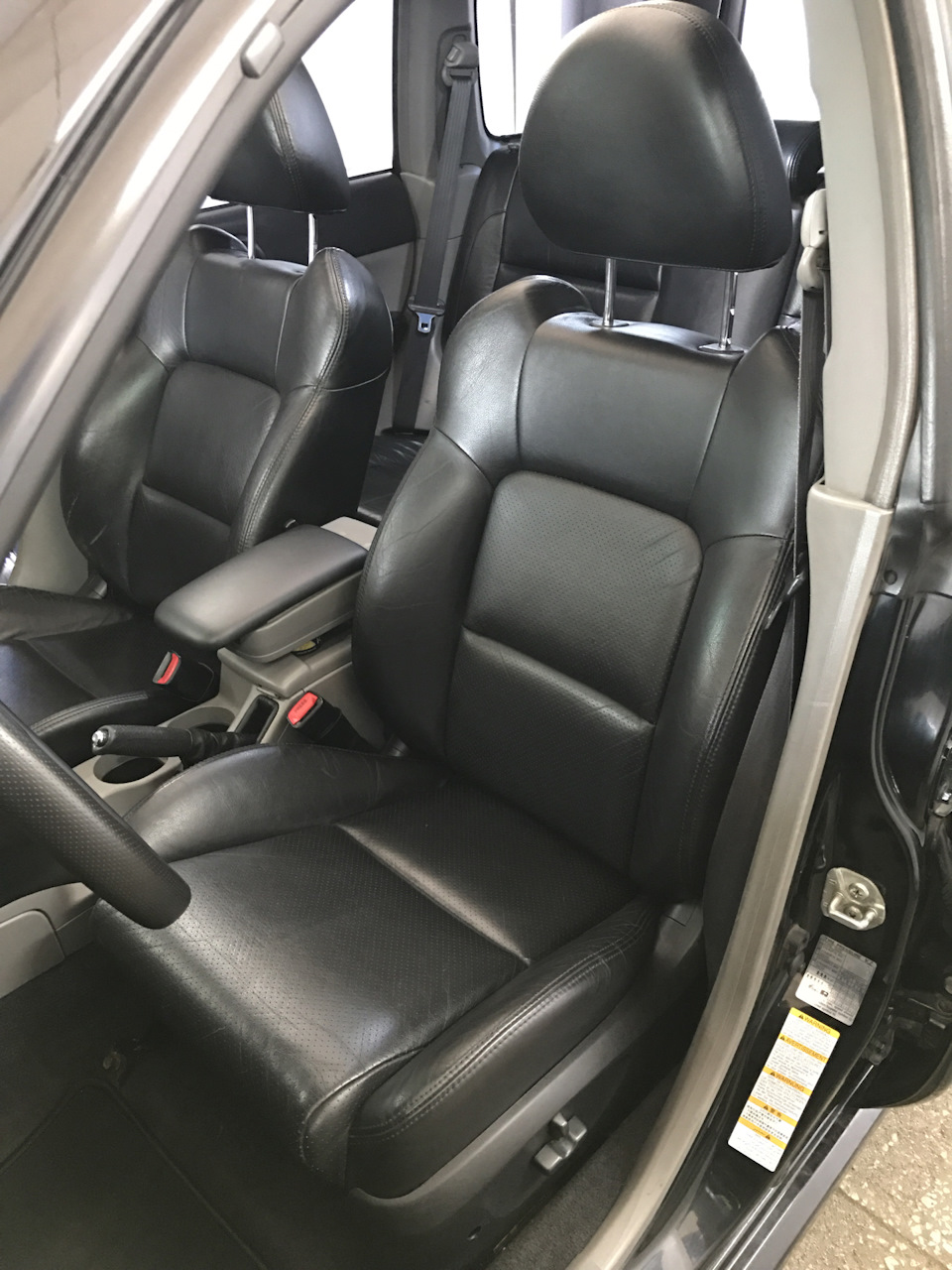 Сидіння від Legacy BL Spec-B, повний звіт по установці. 1