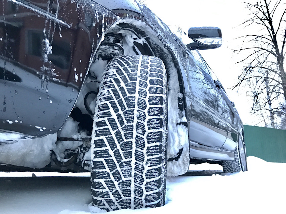 Сніг, Subaru, slow motion. 1