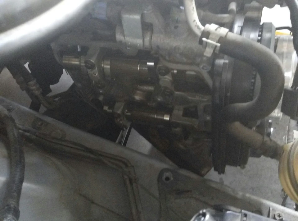 регулювання клапанів ej204