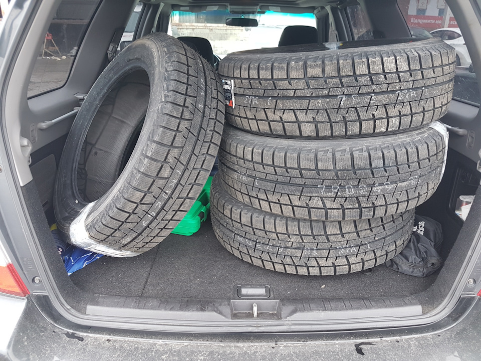 Прикупив зимову гуму Yokohama ice GUARD iG50 plus 215/60R17 1