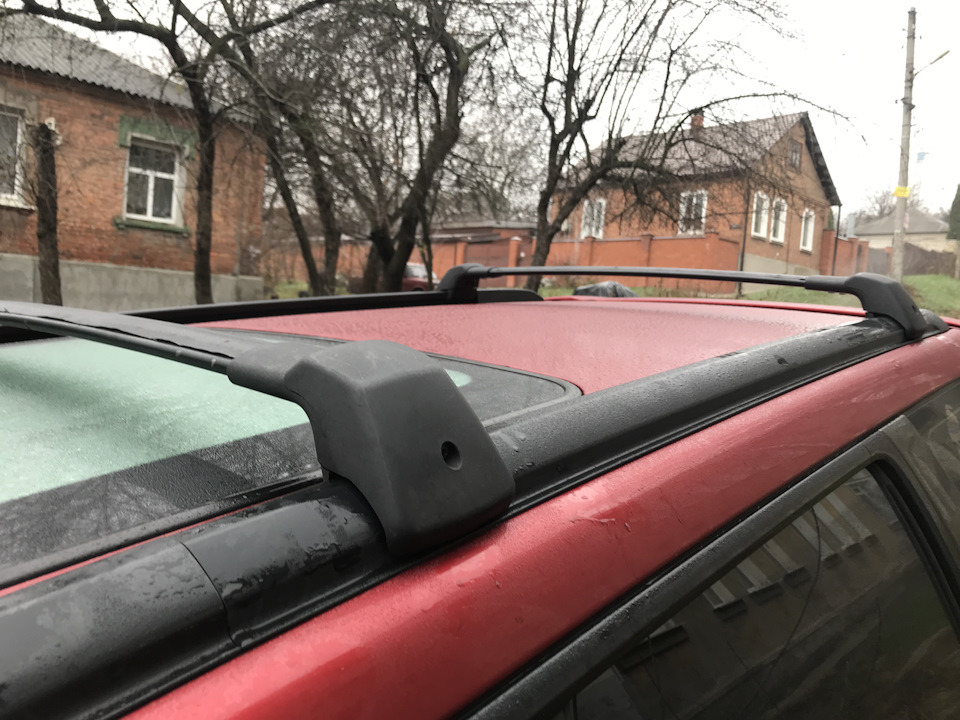 Верхній багажник, оригінальні поперечки 1