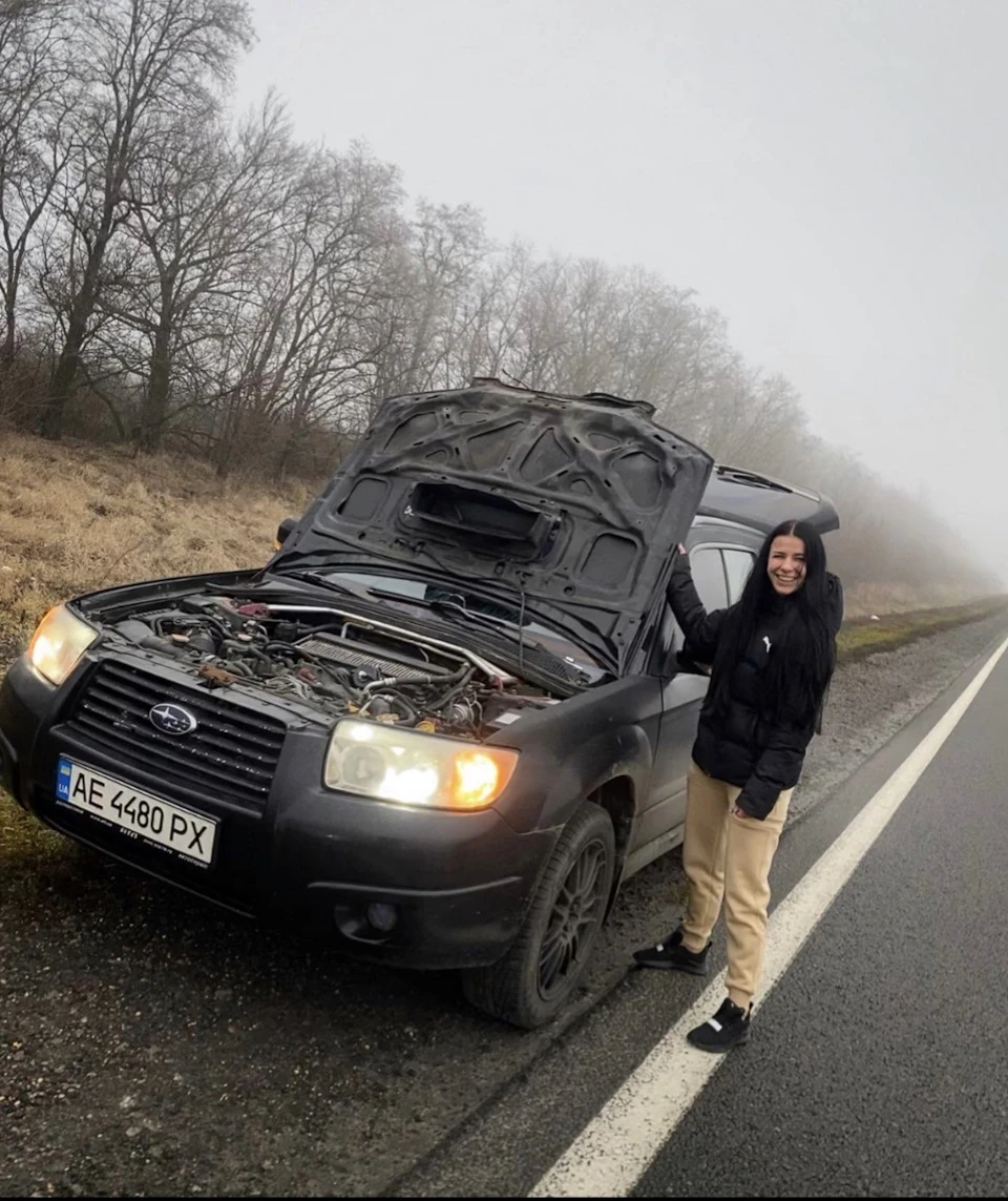 Відкрився капот🤦🏻‍♀️😅