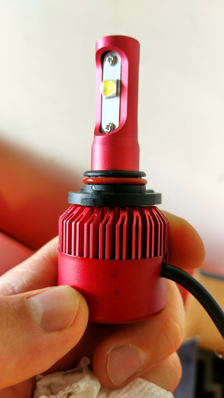 LED лампи 9005/HB3 у дальній forester sj. 1