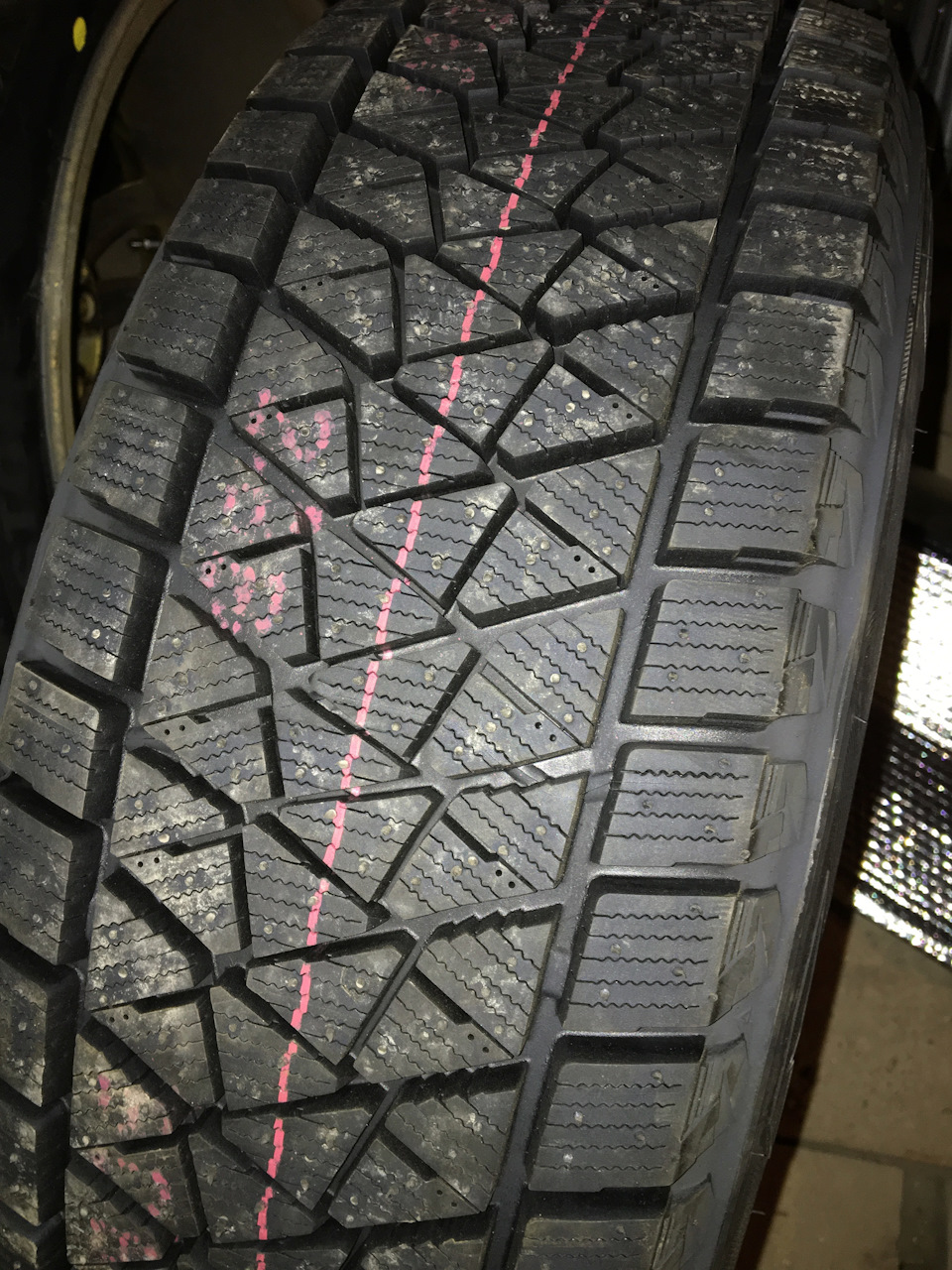 Вибрана зима — Bridgestone DM-V2 215x60 r17 2