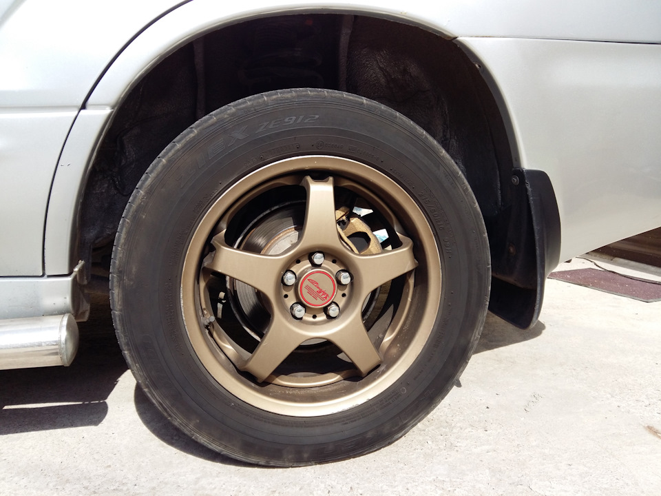Супорти WRX 07 і гальмівні диски DBA T3. 3