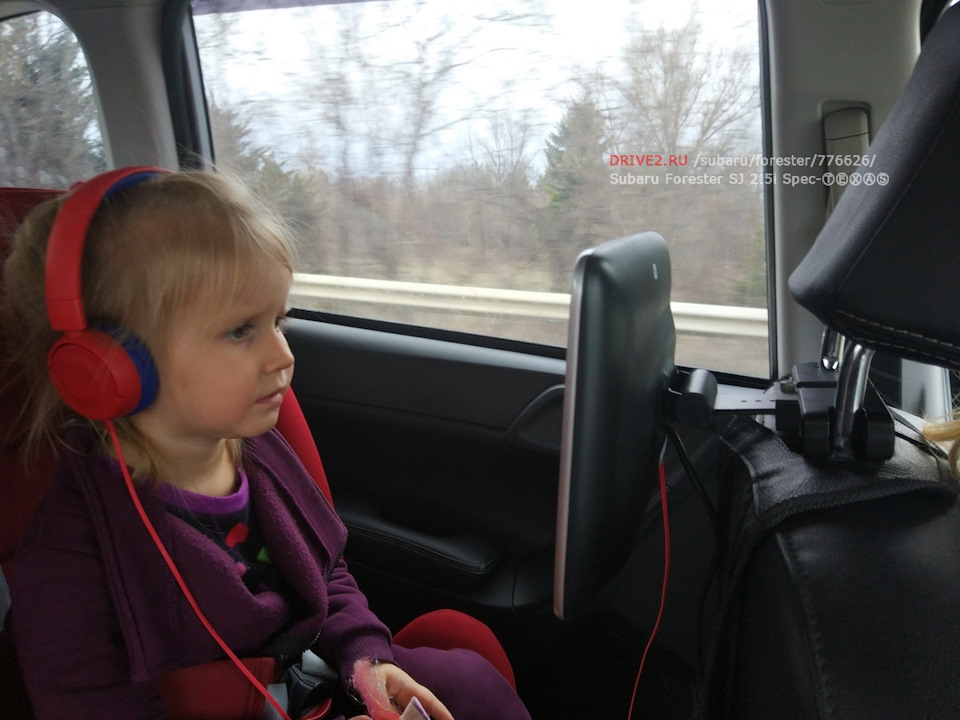 Монітори Incar CDH-105 BL у підголовники 4