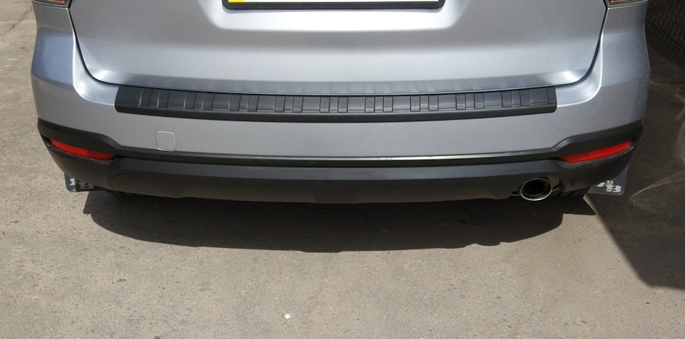 Subaru накладка на задній бампер (E771SSG300) 4