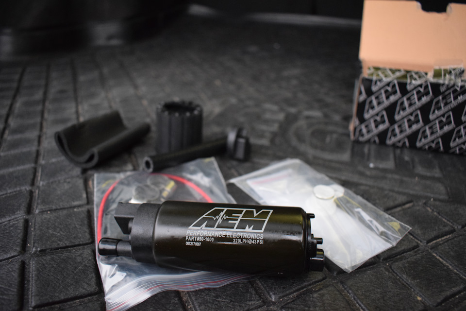 Встановлення бензонасосу AEM 320lph на SF5 1