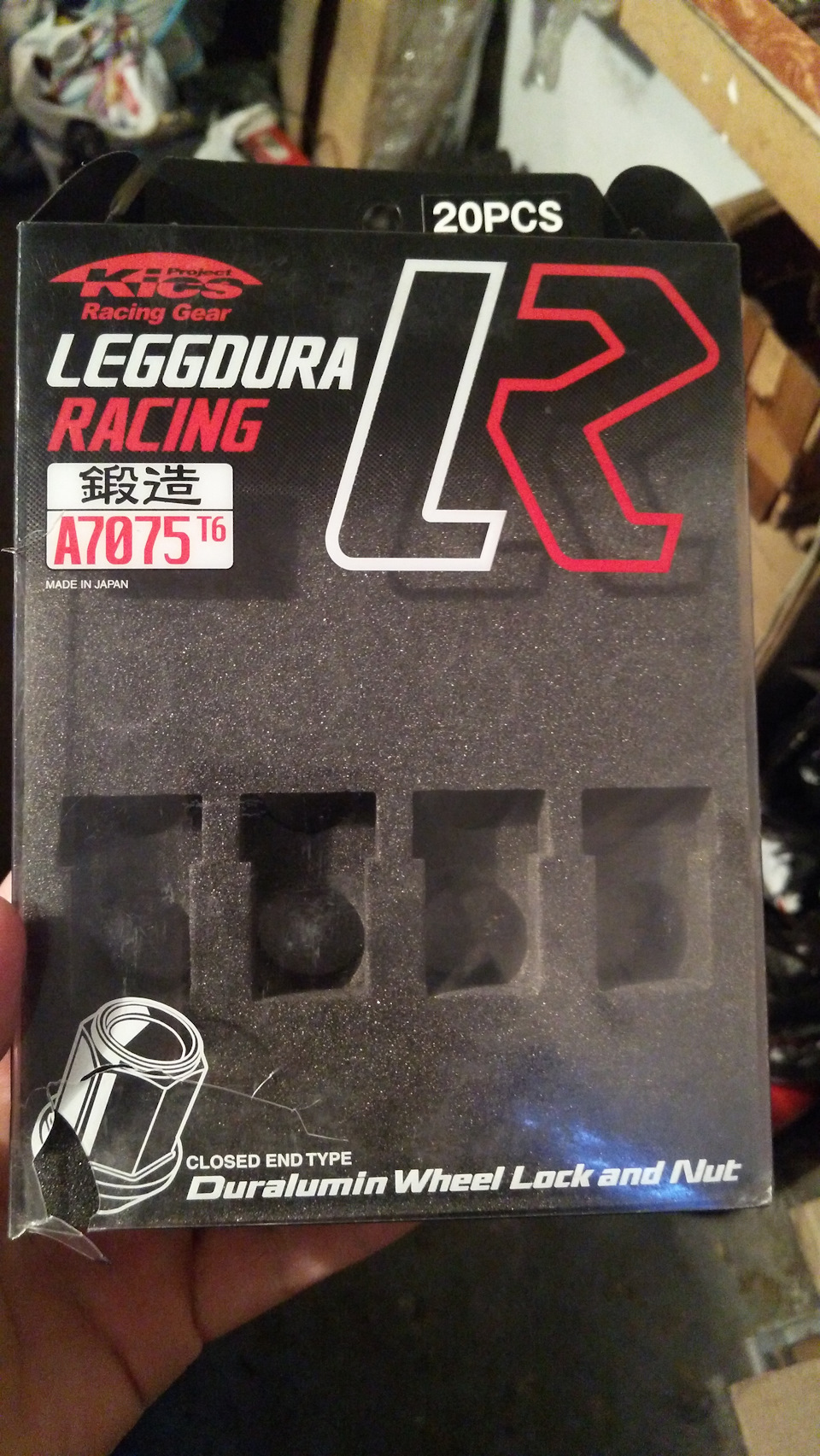 Колісні гайки Kics leggdura racing 5