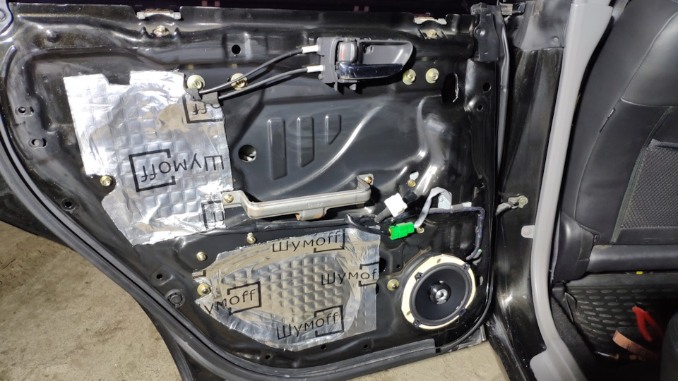 Заміна акустики в Subaru Forester SG 5
