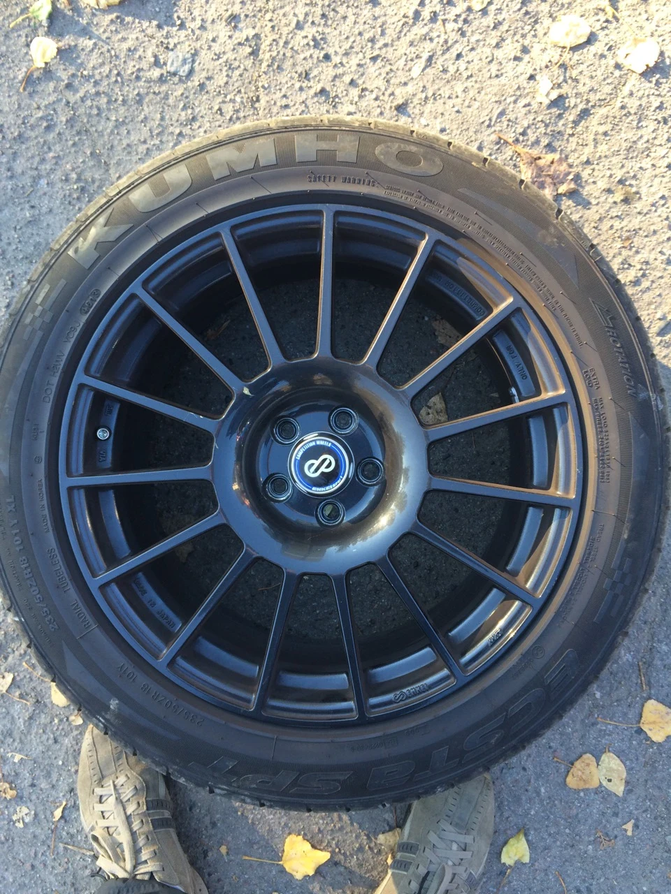 Продам афігенські JDM Enkei RC-T4 R18 ЕТ48 8,5J та гуму 235/50 Kumho SPT KU31 Exсta SPT(Запис тимчасовий)
