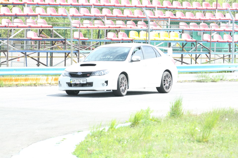 9 травня) Не знаю у кого як, а у мене Чайка-ринг (фотозвіт) ч.1 Impreza 4