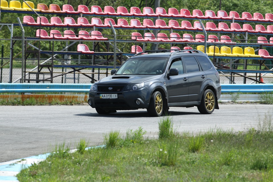 9 травня) Не знаю у кого як, а у мене Чайка-ринг (фотозвіт) ч.1 Subaru Forester Wolf 5