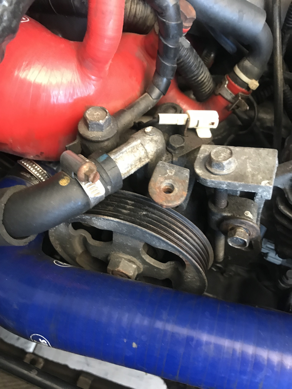 Закінчився ГУР на СУБІ. Заміна ГУРу Subaru Impreza WRX STI 3