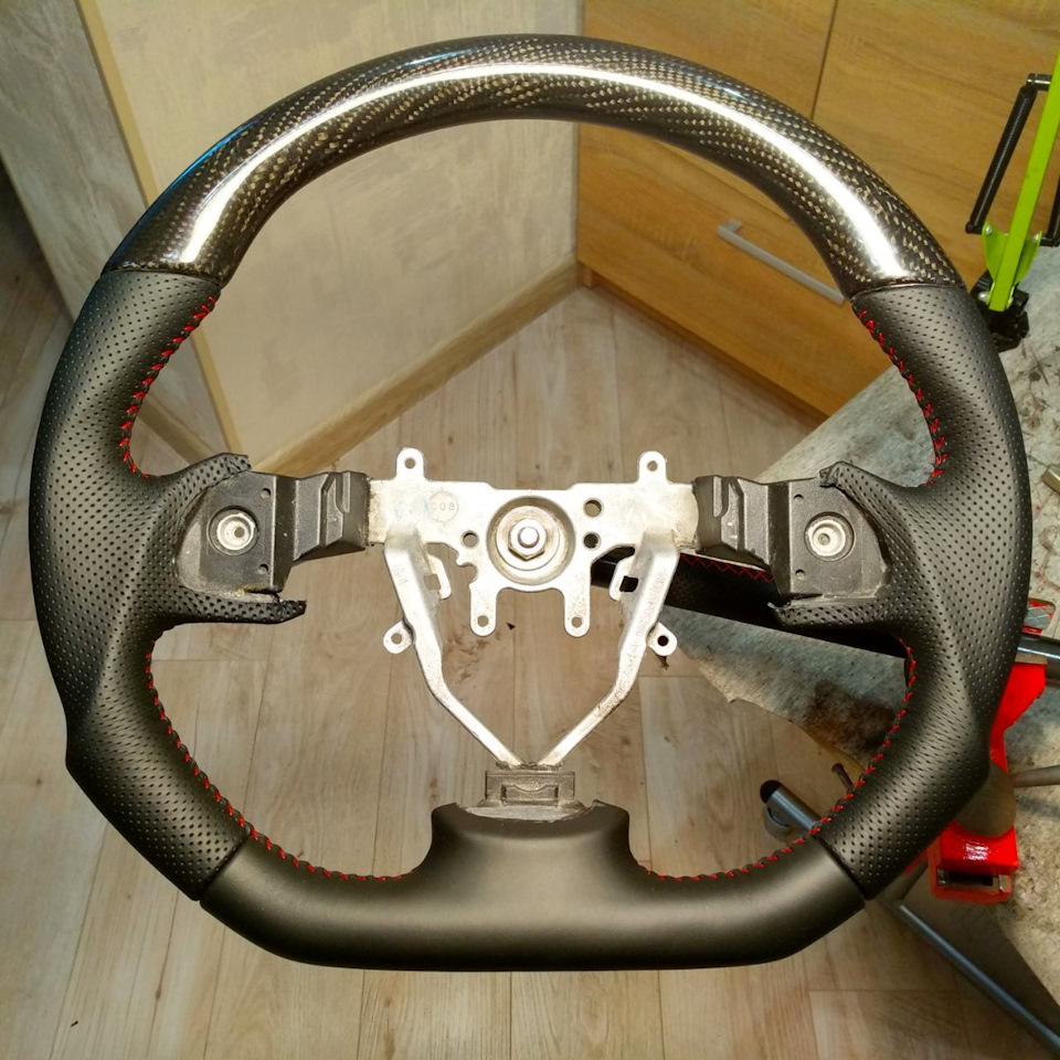 Руль Sti GRB Carbon fiber 1