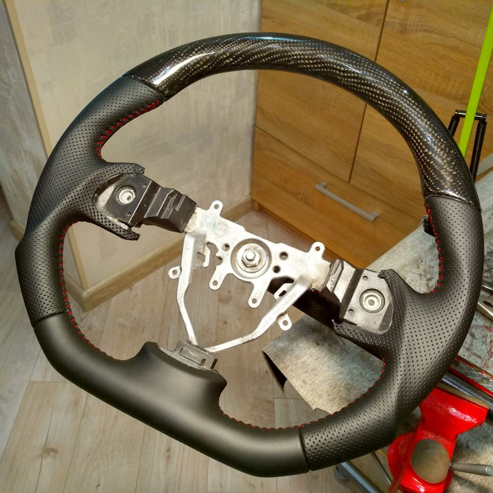 Руль Sti GRB Carbon fiber 2