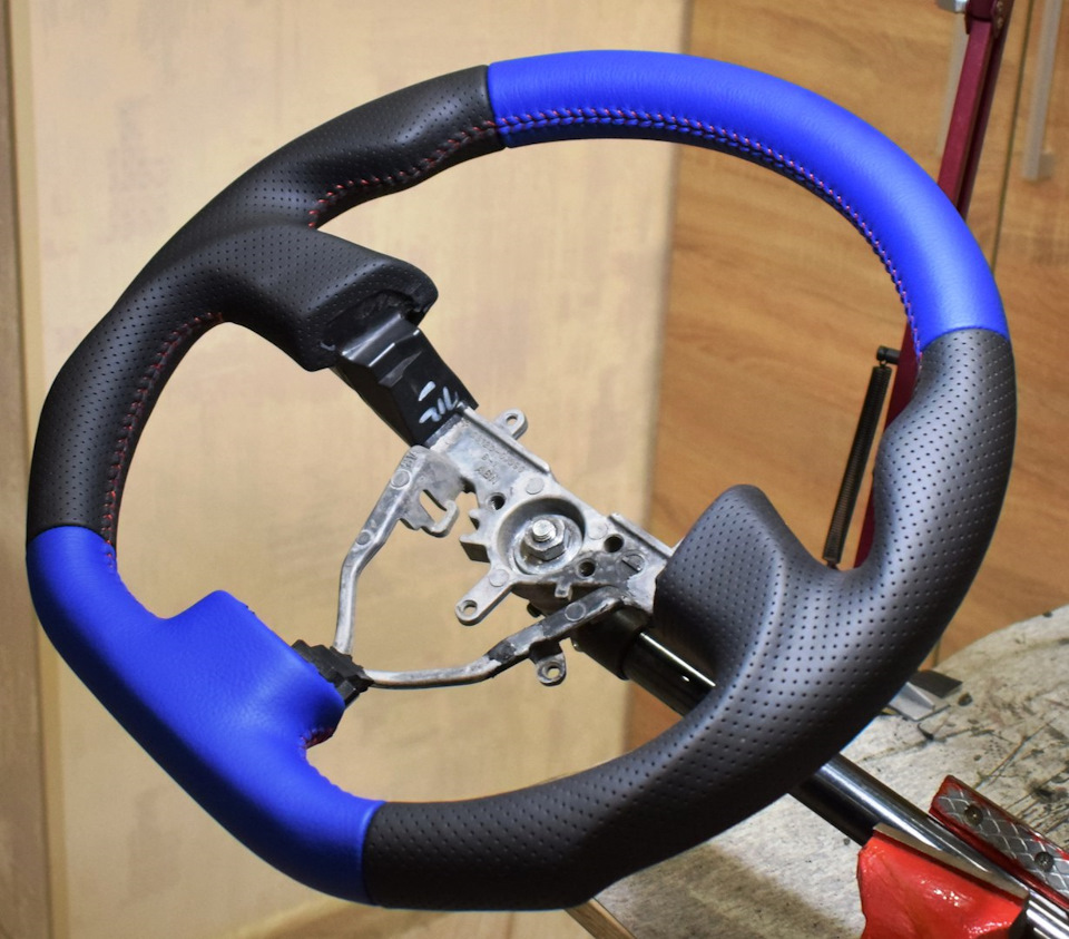 Руль Sti my06 2