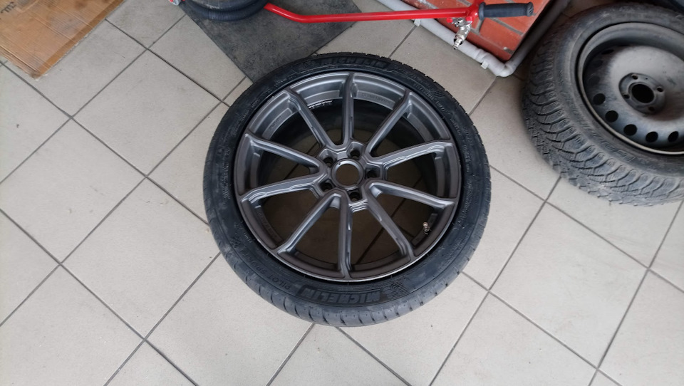 Заміна насоса ГУР & нова гума Michelin 3