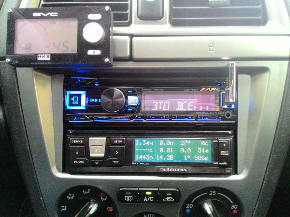 ALPINE CDE-193BT 4