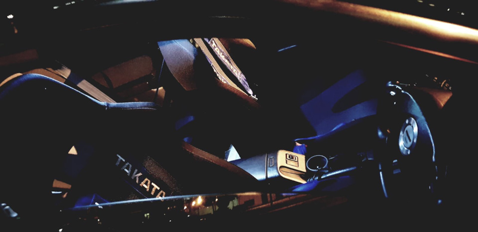 16. Поставив ремені безпеки TAKATA 4