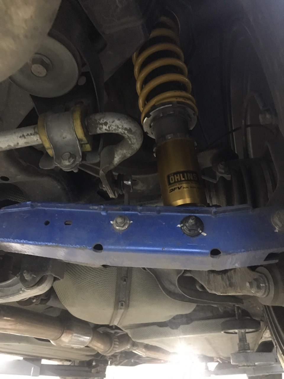 Нова підвіска Ohlins Road&Track SUS MI10 4