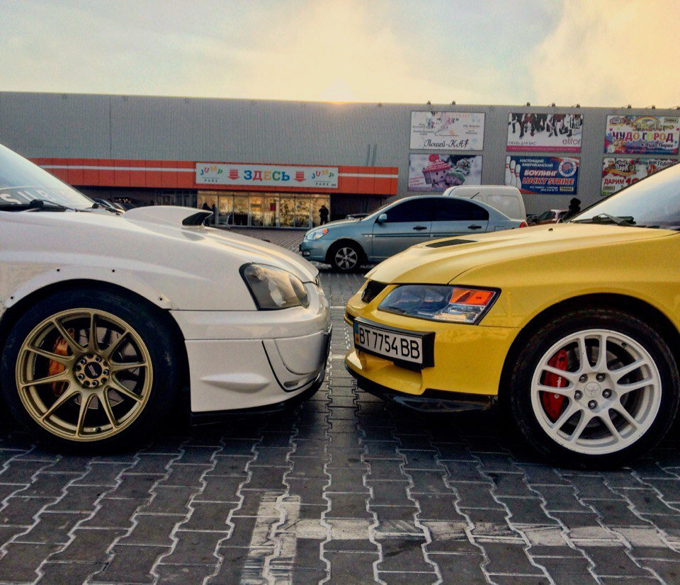 Битва Subaru Impreza WRX STI VS Mitsubishi Lancer Evo 1