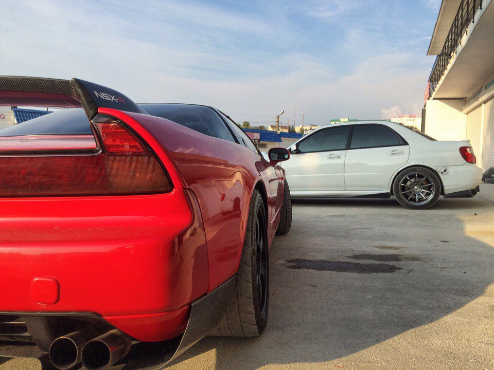 NSX і STI 1