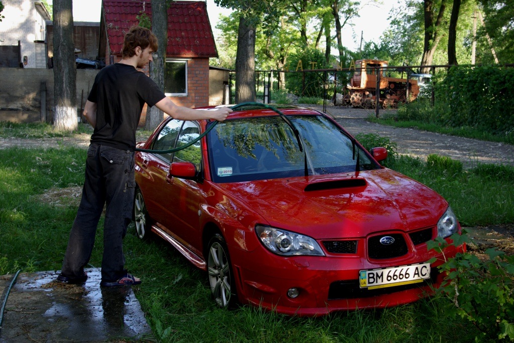 Автомийка Біля будинку 2