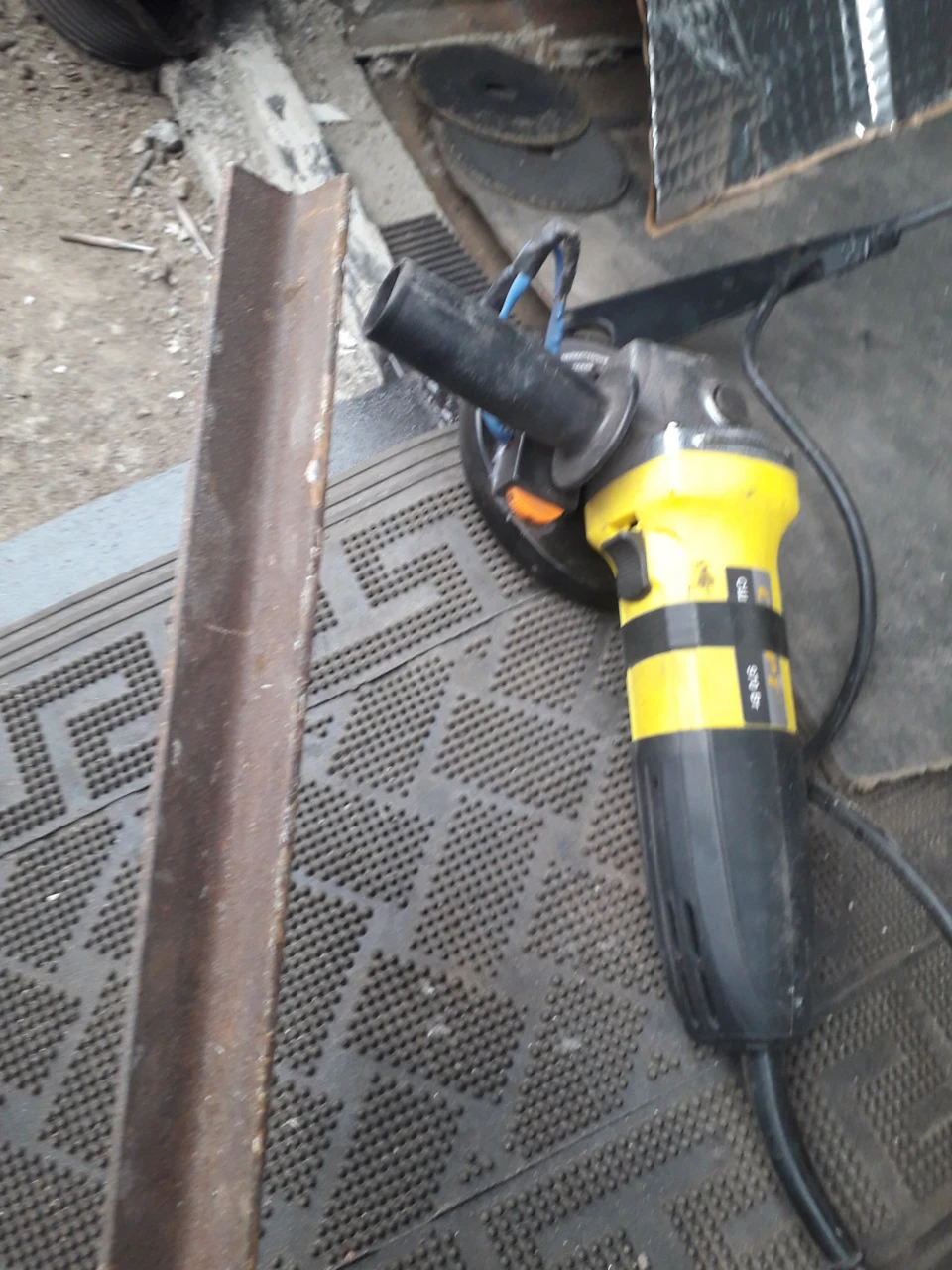 Газові упори капота, made in mygarage👐
