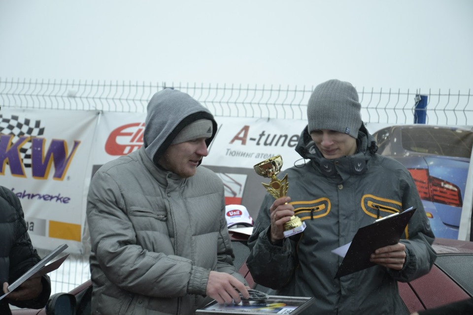 Участь у Snow Attack Series Stage II та фінал …Stage III та 2-е місце в сезоні)) 4