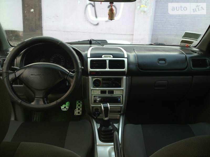 Продам Subaru Impreza 1.6 1999 року під ремонт 3