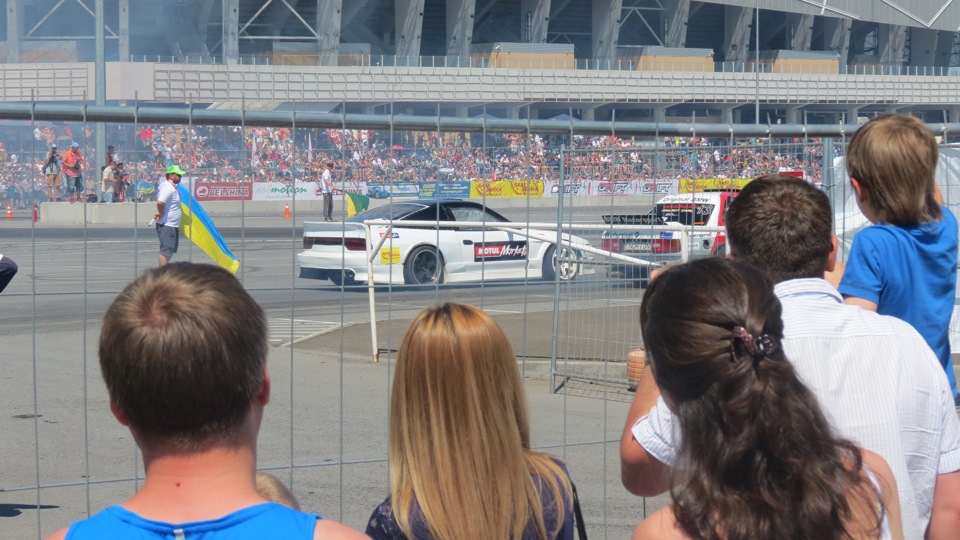 Red Bull Надає Крила 4