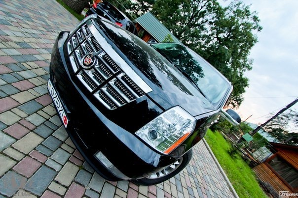 Cadillac Escalade мегапопулярного DZIDZIO )) 2
