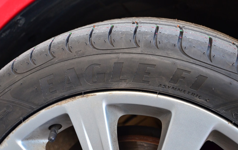 Літні шини Goodyear Eagle F1 Asymmetric 2 4