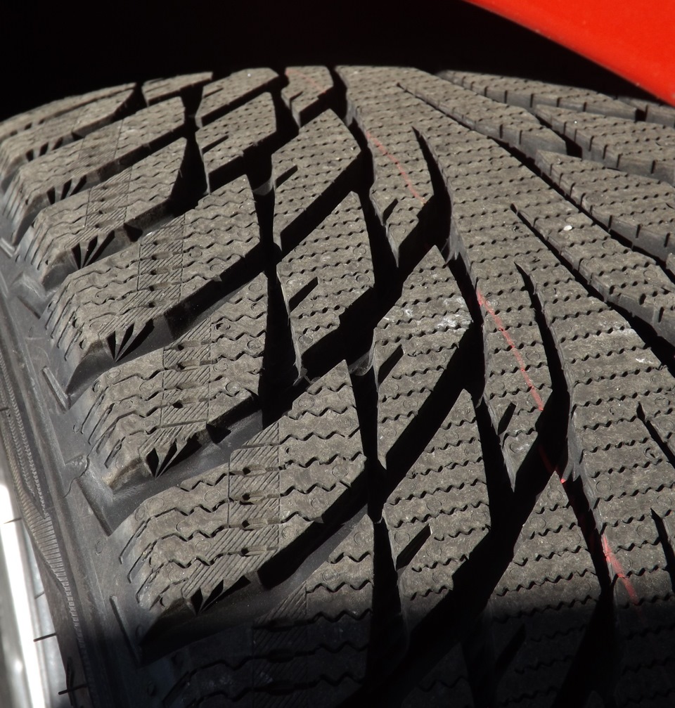 Зимові шини Nokian Hakkapeliitta R2 3
