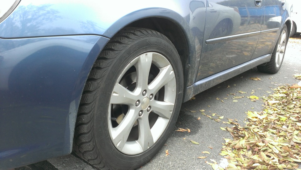 Зима 215/55 R17 3