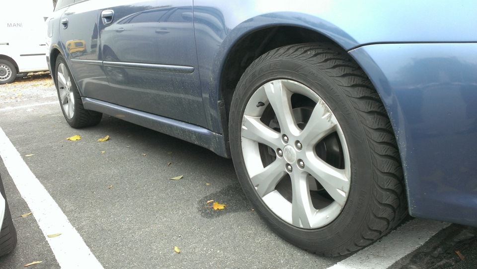 Зима 215/55 R17 4