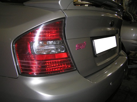 Наклеїв шильдик STI 1