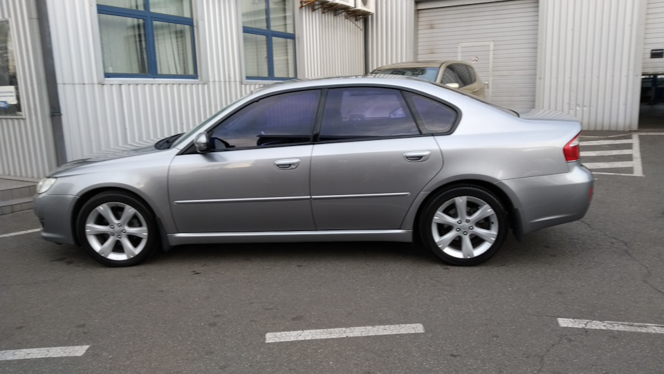 Subaru Legacy 4