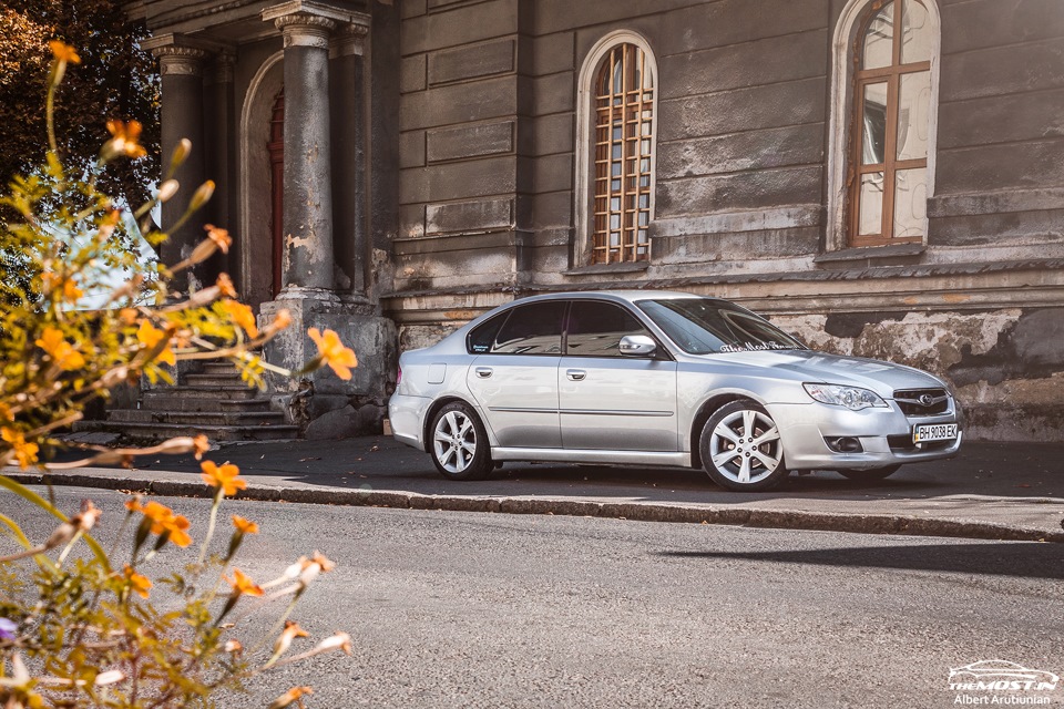 Потрапили до рук кращого авто-фотографа України 3