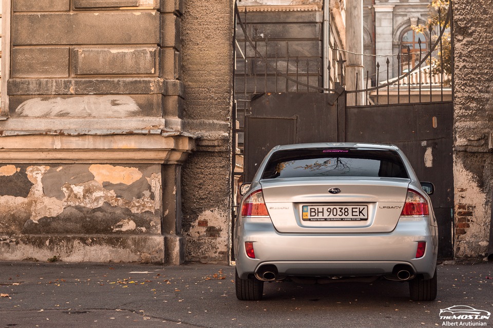 Потрапили до рук кращого авто-фотографа України 5
