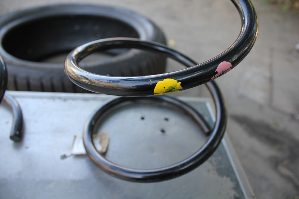 Продам хороші пружини від стійок BILSTEIN B6 (Японія)+передні пильовики 2