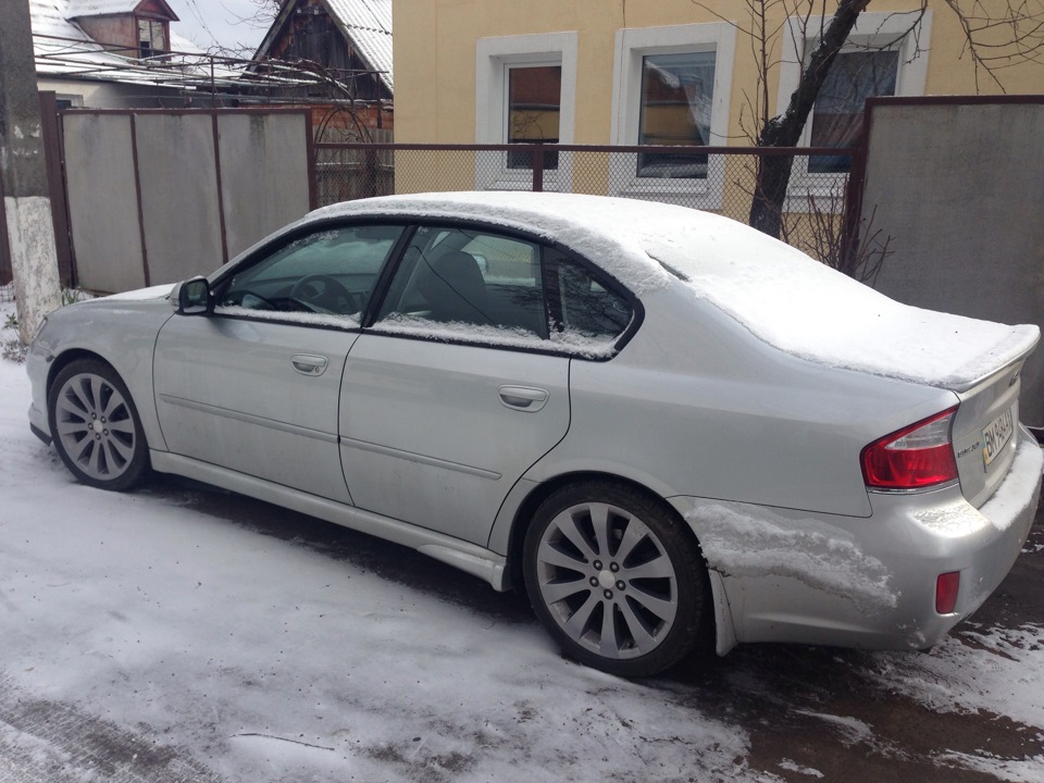 Одне фото. Subaru specb r18 + federal ss595 225/40 r18 1