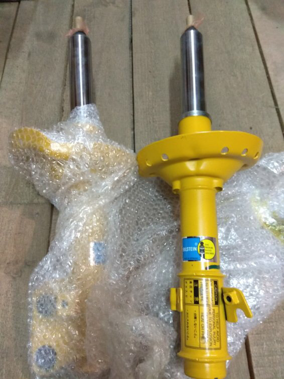 Встановлення нових Bilstein B6 1