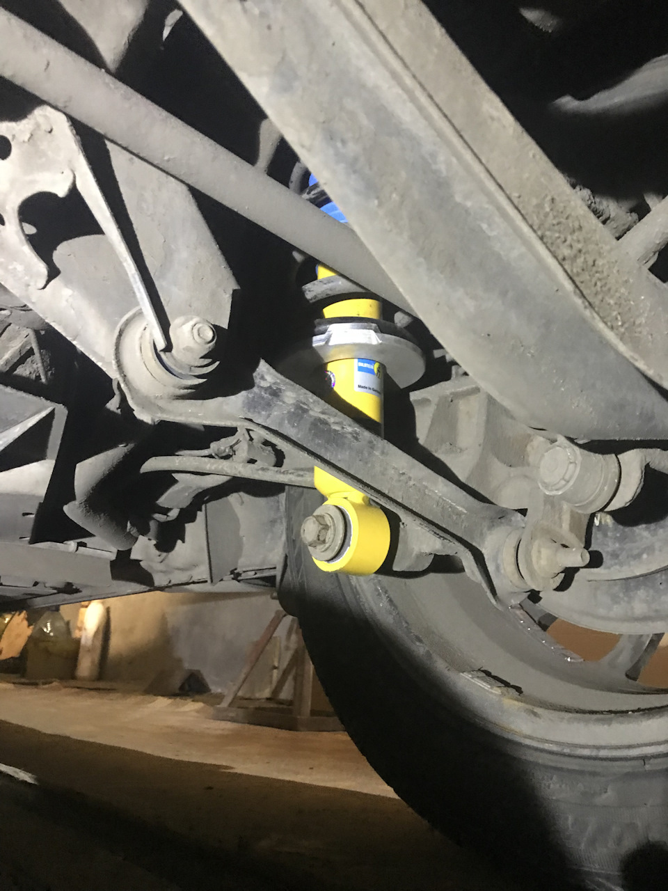 Встановлення нових Bilstein B6 5