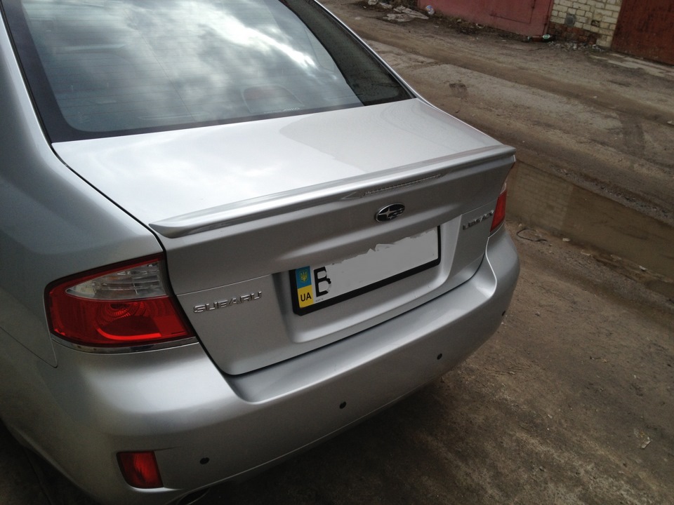 Установка Rear STi Lip Spoiler 5