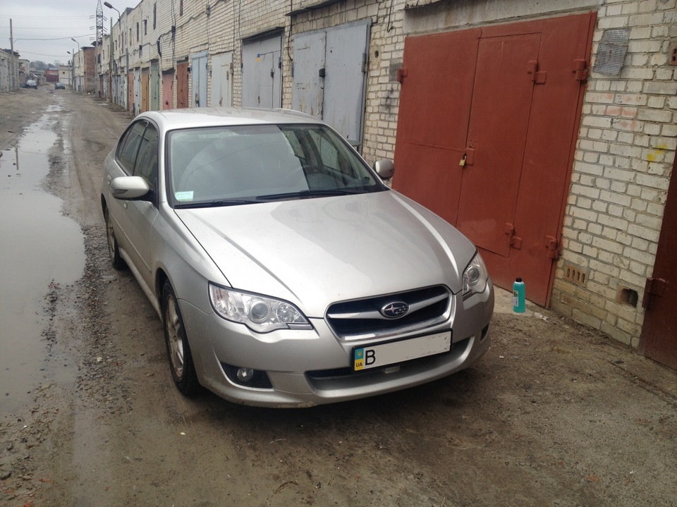 Установка решітки Subaru legacy SpecB (S402 стайлінг) 2