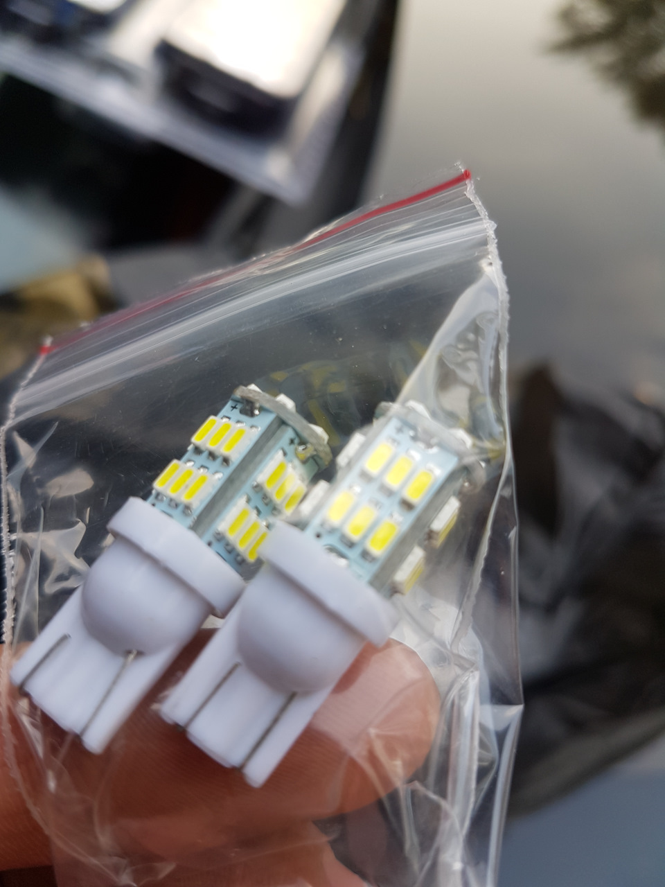Головне світло та додаткове освітлення 4