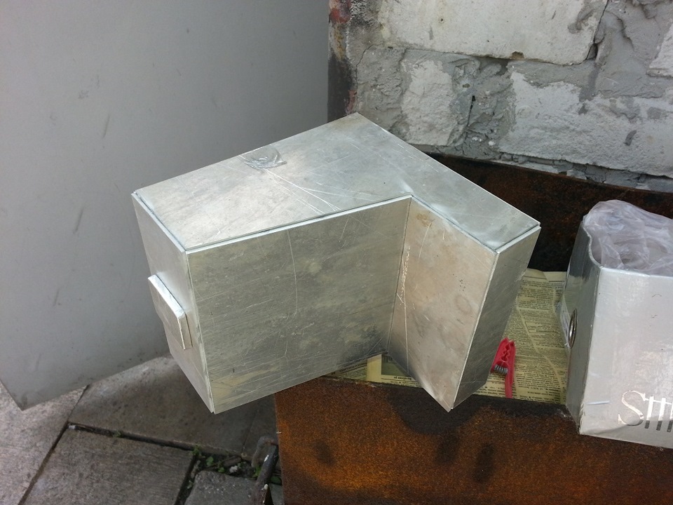 Алюмінієвий розширювальний бачок 4