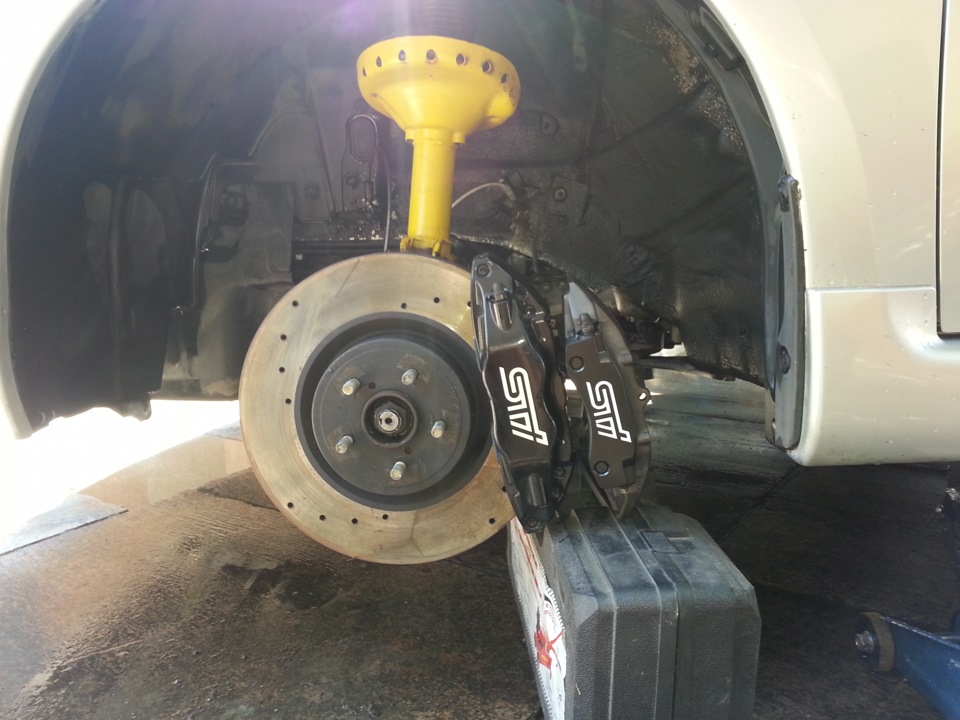 Тормоза Brembo STI GRB (передня), Brembo Porshe boxster 4pot (задня) 5